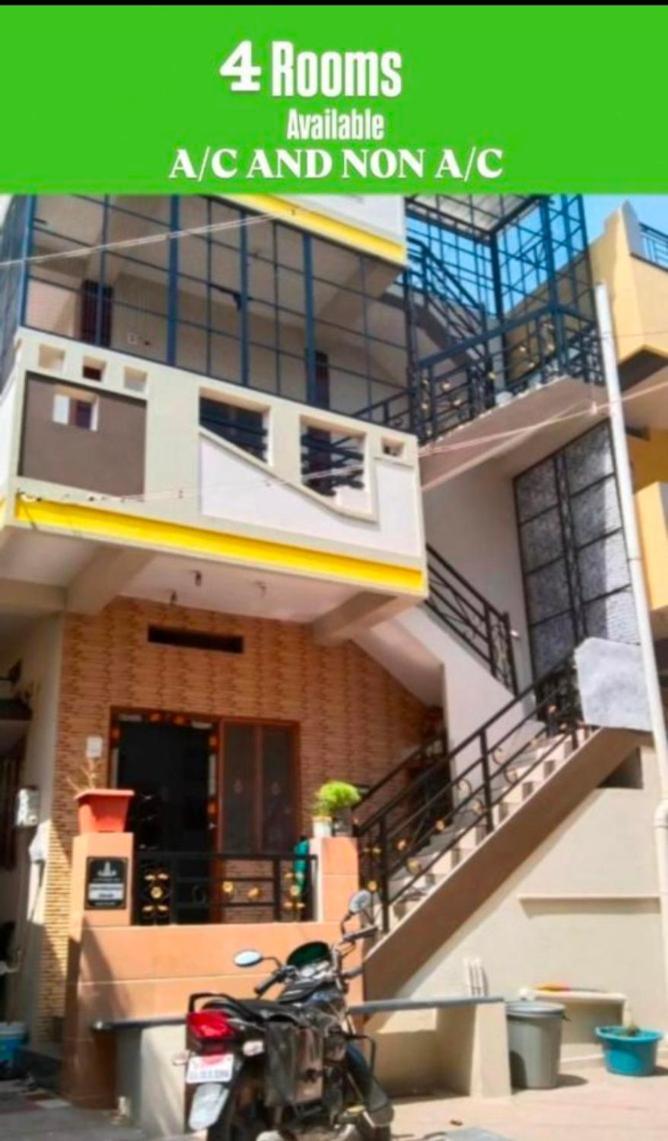 Sai Ram Home Stay Hampi Ngoại thất bức ảnh
